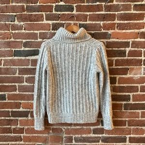 Cowl neck grey/white turtleneck sweater